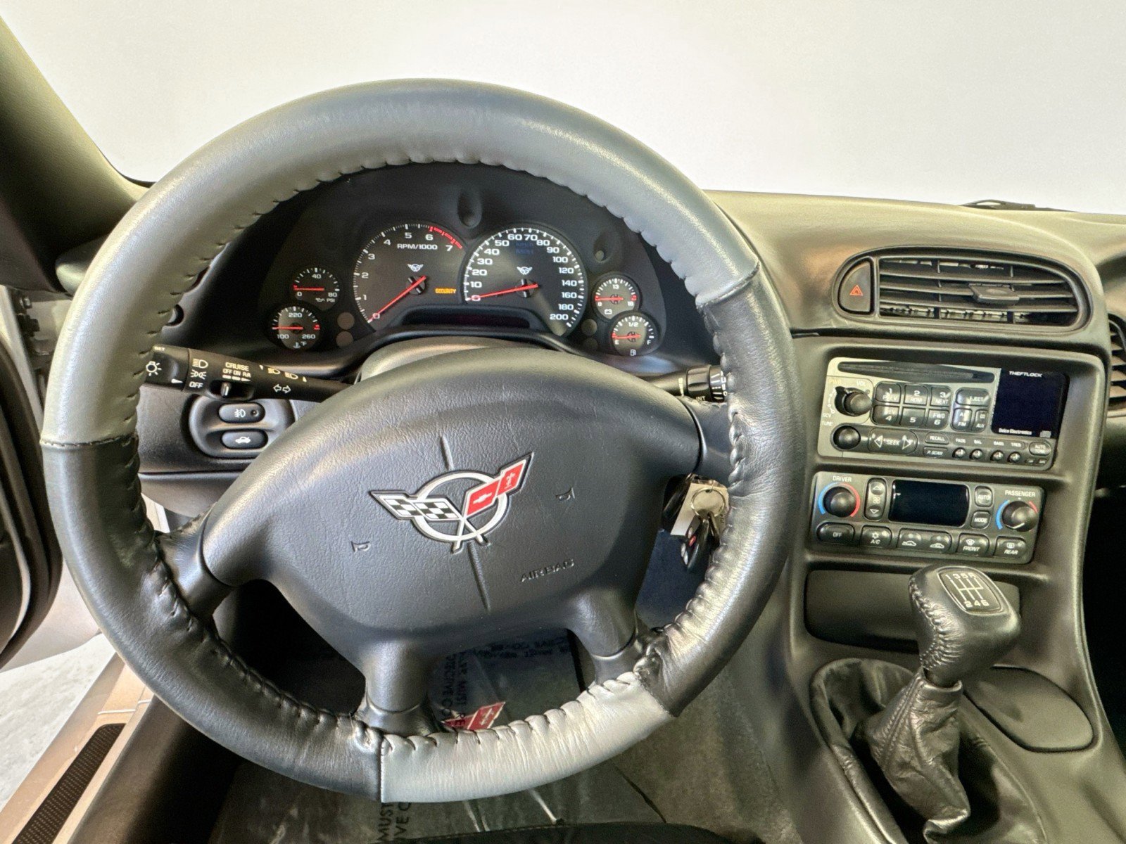 Used 2002 Chevrolet Corvette Convertible w/ Preferred Equipment Group2 image 15