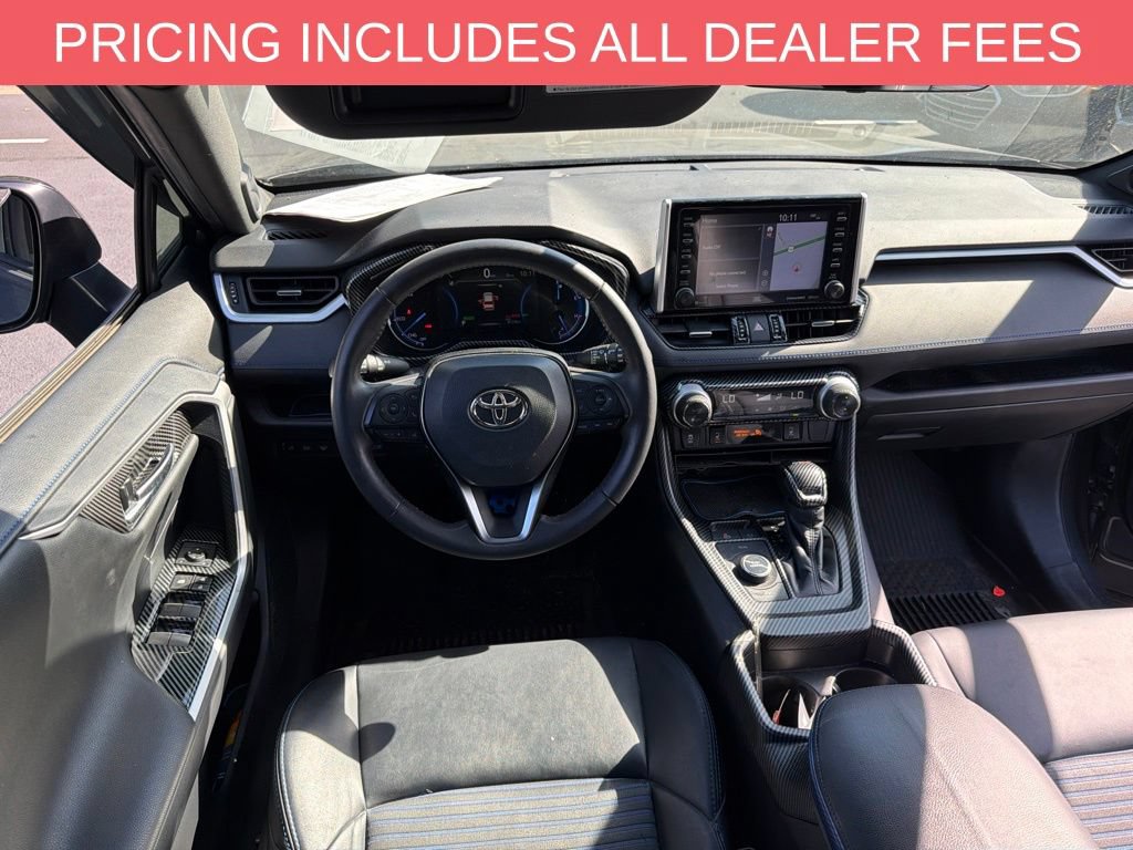 Used 2020 Toyota RAV4 XSE w/ XSE Grade Weather Package AWD/4WD image 2