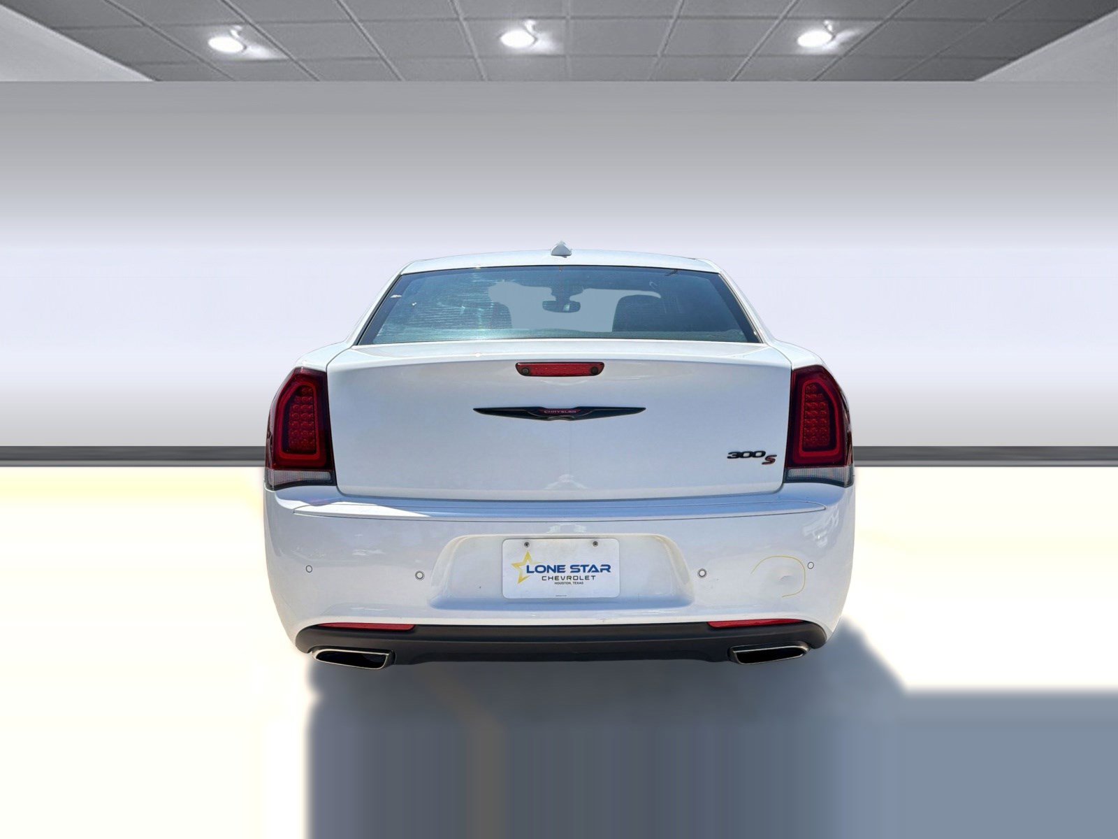 Used 2023 Chrysler 300 S RWD image 9