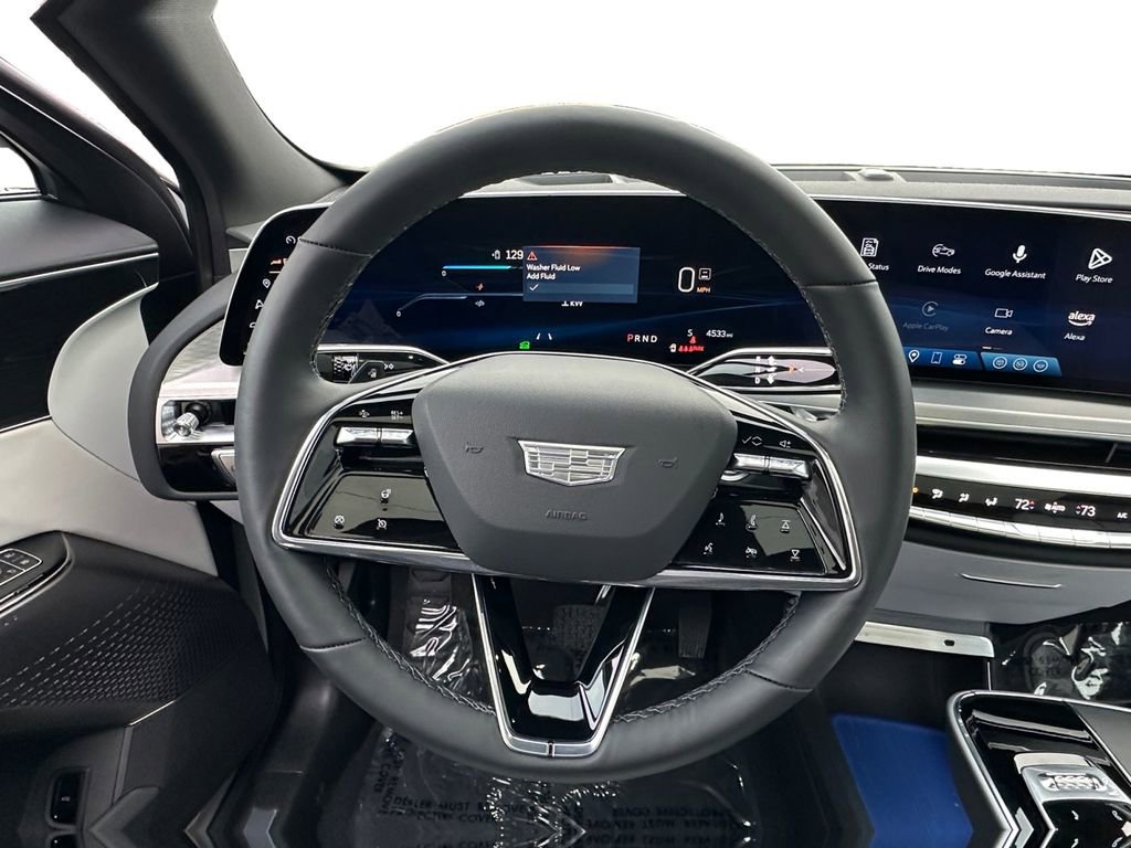 Used 2025 Cadillac Lyriq Sport image 12