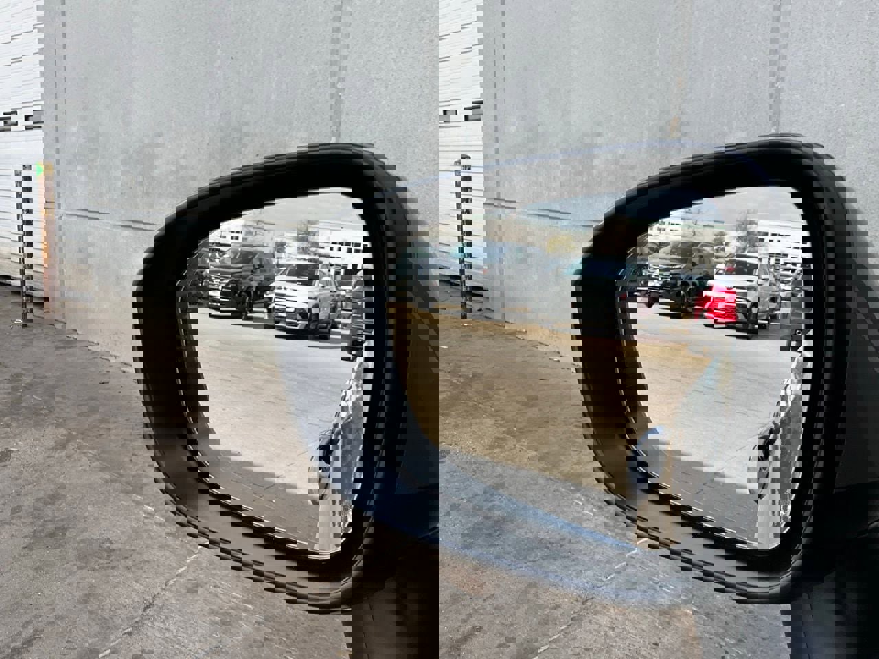 Used 2025 Nissan Rogue SV image 19