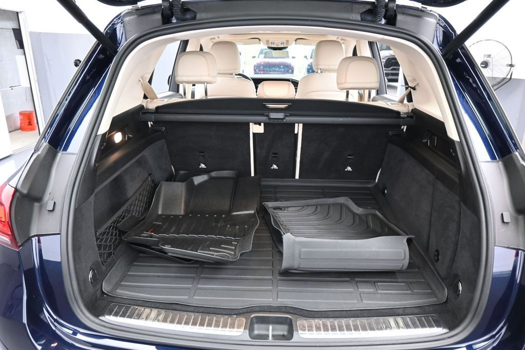 Used 2022 Mercedes-Benz GLE 350 w/ AMG Line Exterior image 48