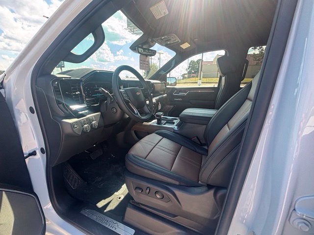 New 2026 Chevrolet Silverado 1500 High Country w/ Technology Package AWD/4WD image 11