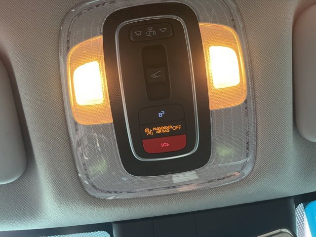 Used 2024 Hyundai Elantra SEL w/ Convenience Package image 19