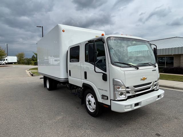 New 2025 Chevrolet Low Cab Forward image 16
