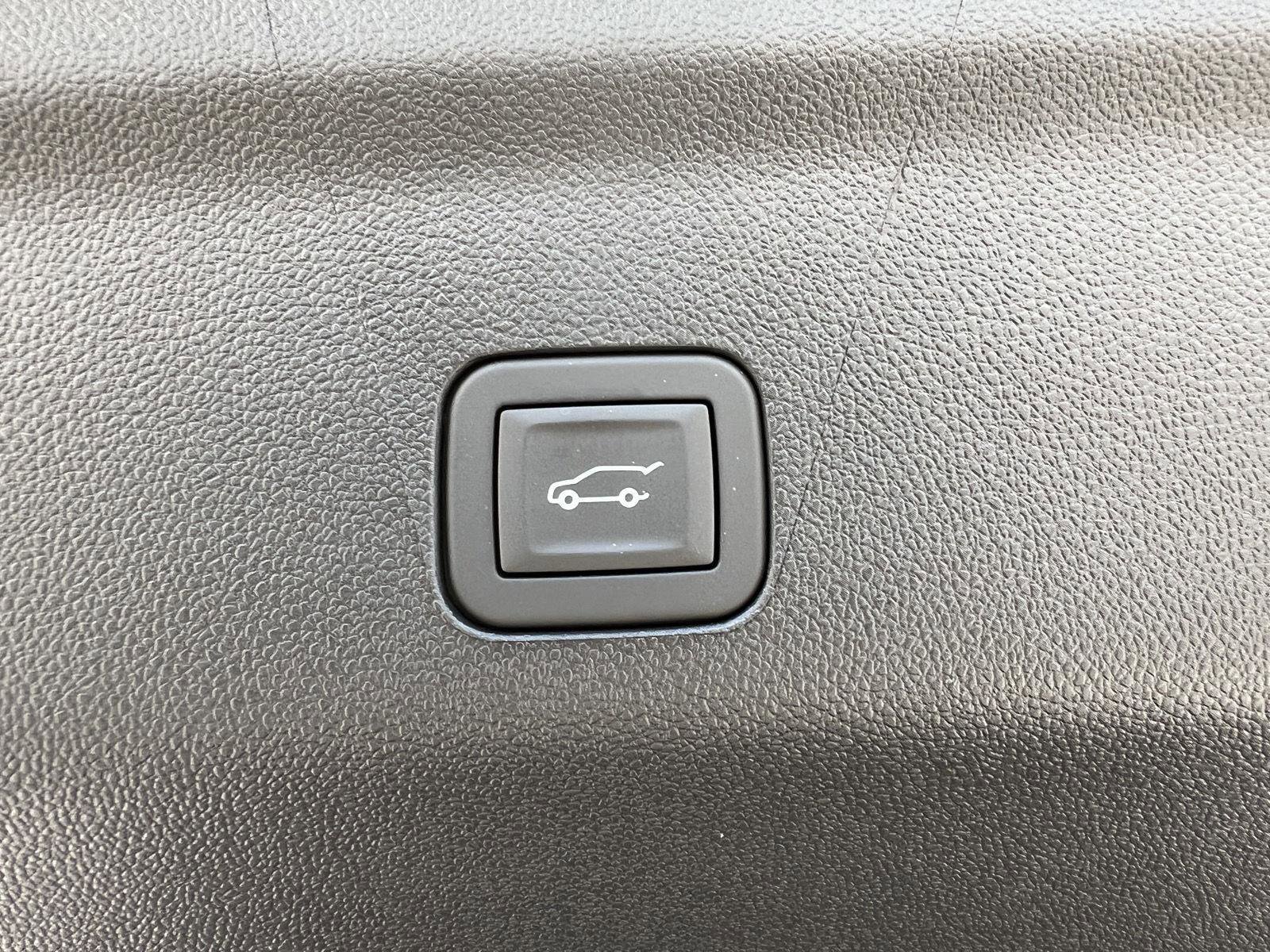 New 2026 GMC Yukon Denali image 52