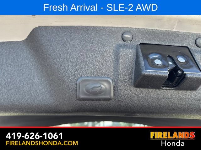 Used 2015 GMC Acadia SLE AWD/4WD image 33