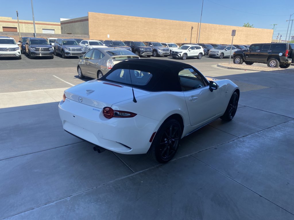 Used 2022 MAZDA MX-5 Miata Grand Touring w/ Weather Package image 5