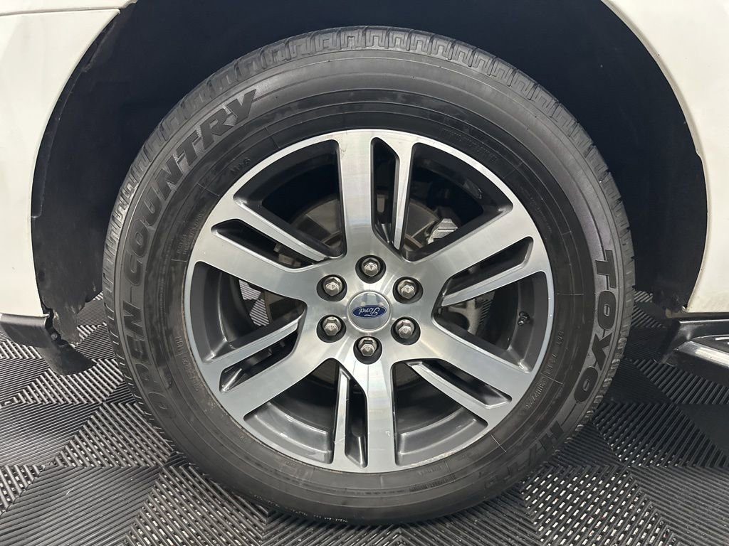 Used 2023 Ford Expedition Max XLT image 38