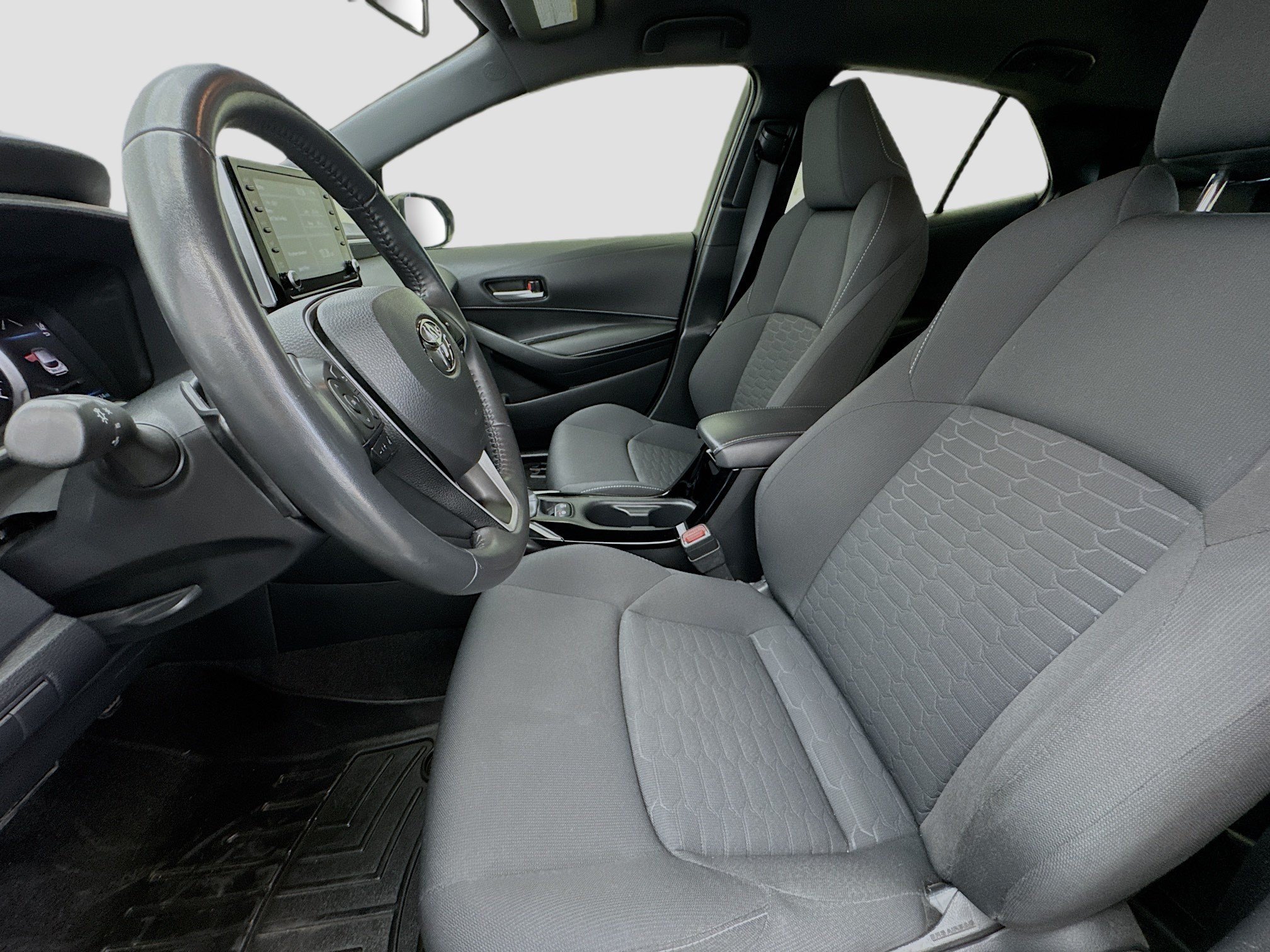Used 2022 Toyota Corolla SE w/ Carpet Mat Package (TMS) FWD image 13