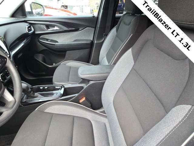 Used 2022 Chevrolet TrailBlazer LT w/ Convenience Package image 13