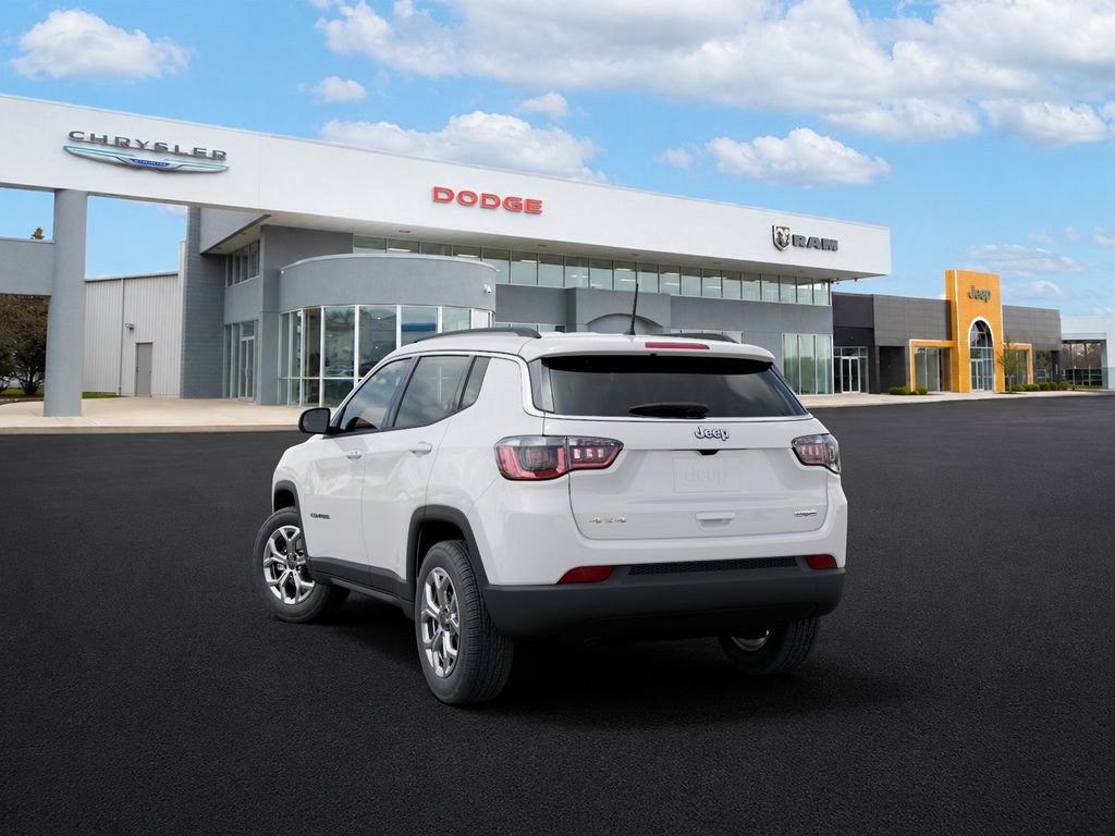 New 2026 Jeep Compass Latitude AWD/4WD image 3