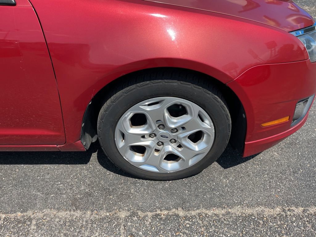 Used 2010 Ford Fusion SE FWD image 32