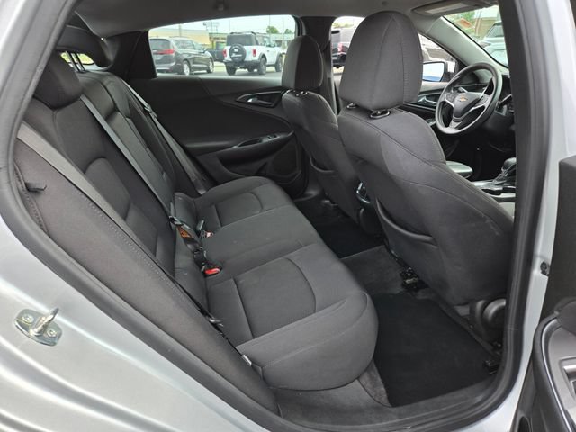 Used 2022 Chevrolet Malibu LT FWD image 16