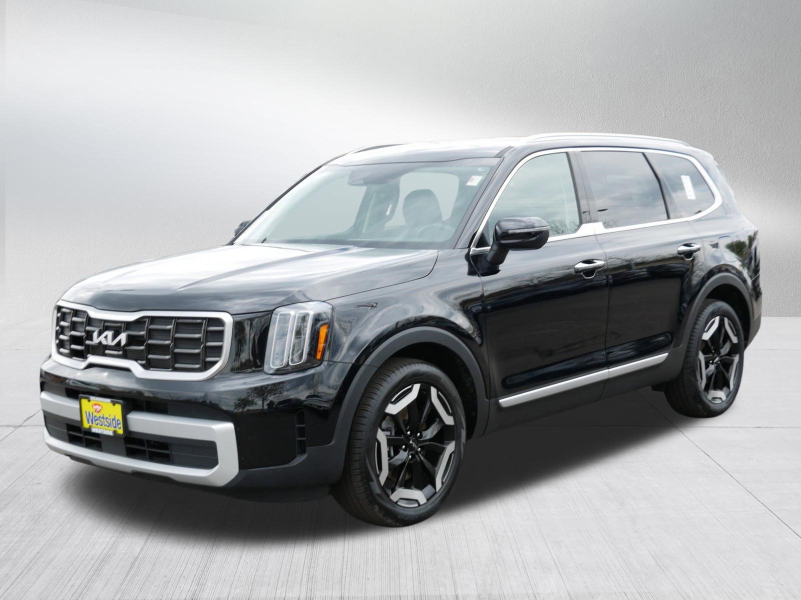 Used 2025 Kia Telluride S AWD/4WD image 3