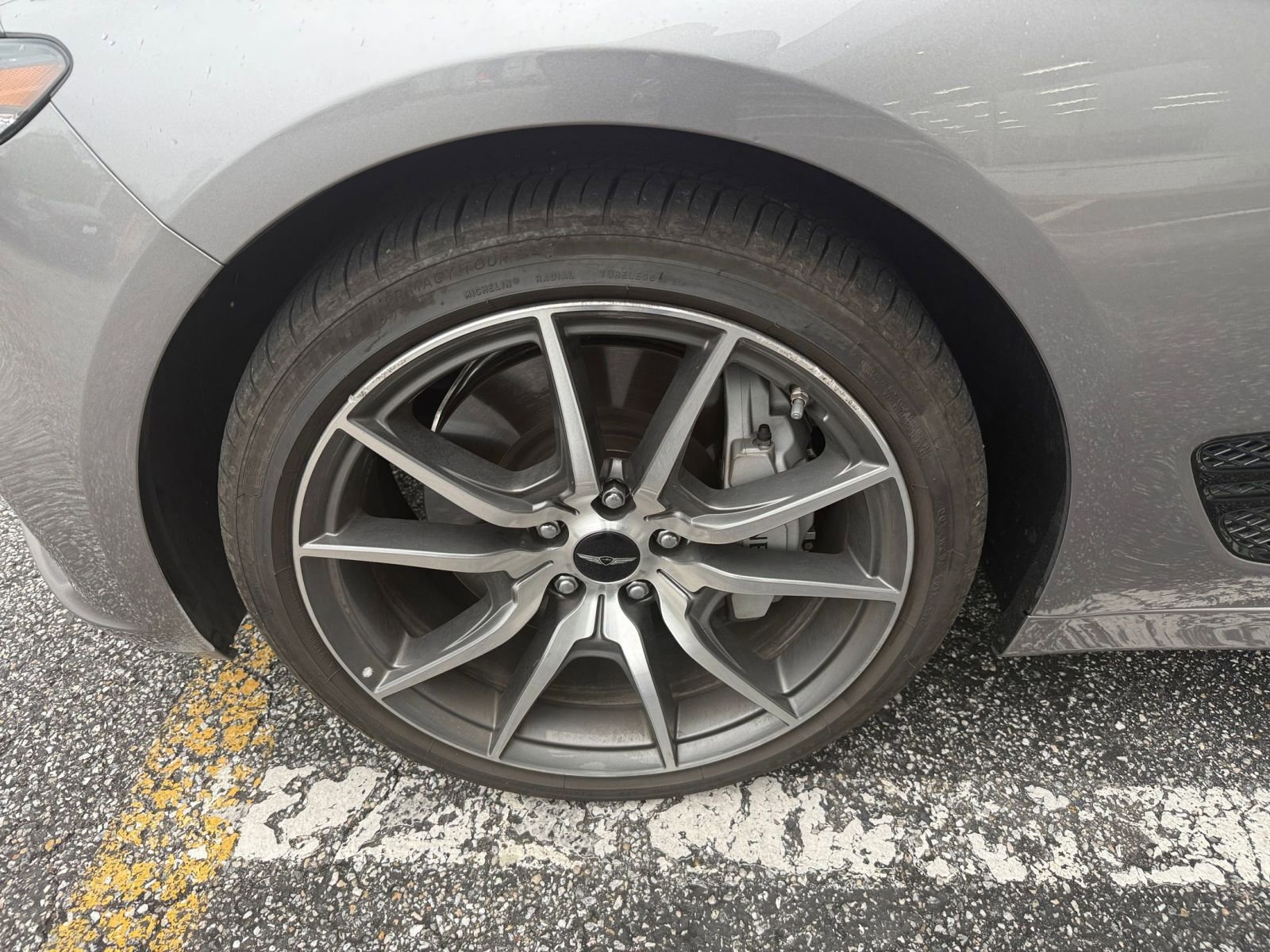 Used 2025 Genesis G70 2.5T image 30