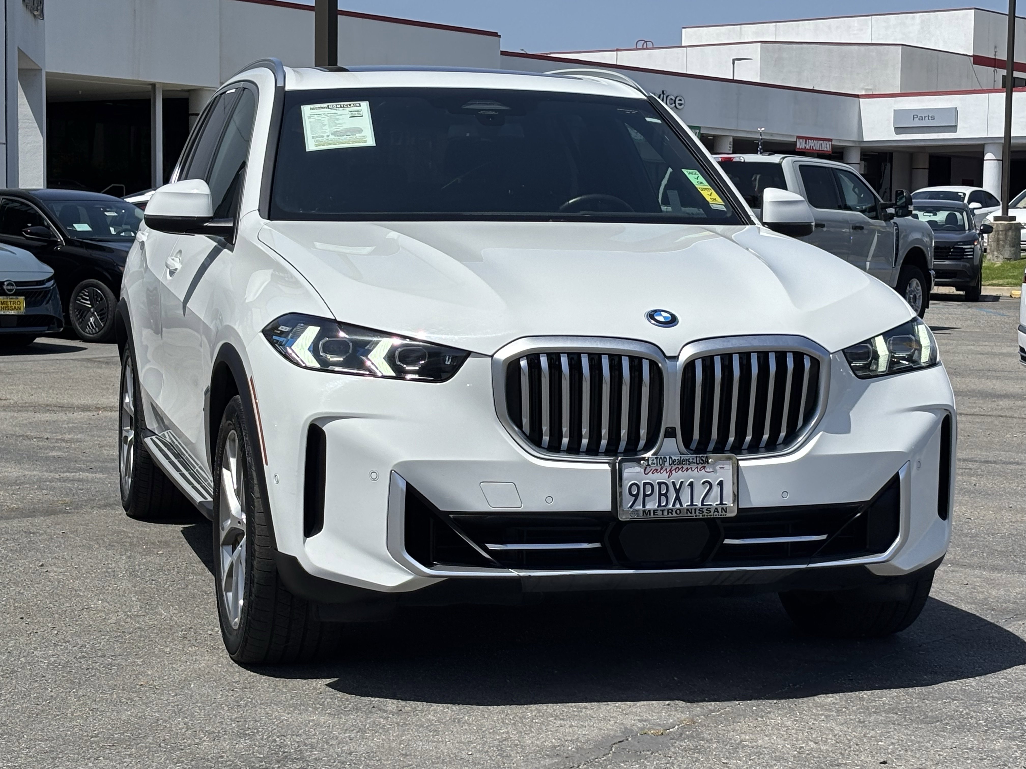 Used 2025 BMW X5 xDrive50e AWD/4WD image 8