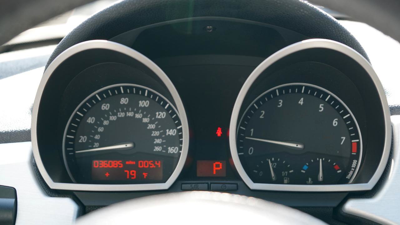 Used 2008 BMW Z4 3.0i w/ Premium Pkg RWD image 77