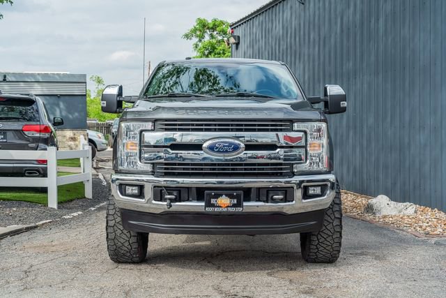 Used 2017 Ford F250 Lariat w/ Lariat Ultimate Package AWD/4WD image 9