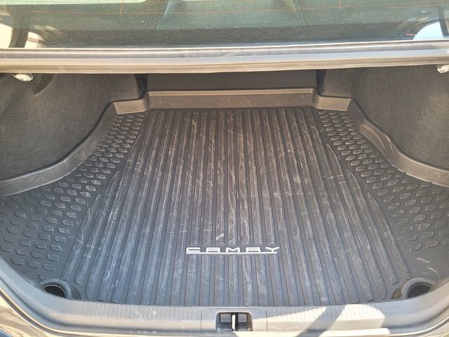 Used 2025 Toyota Camry SE image 26