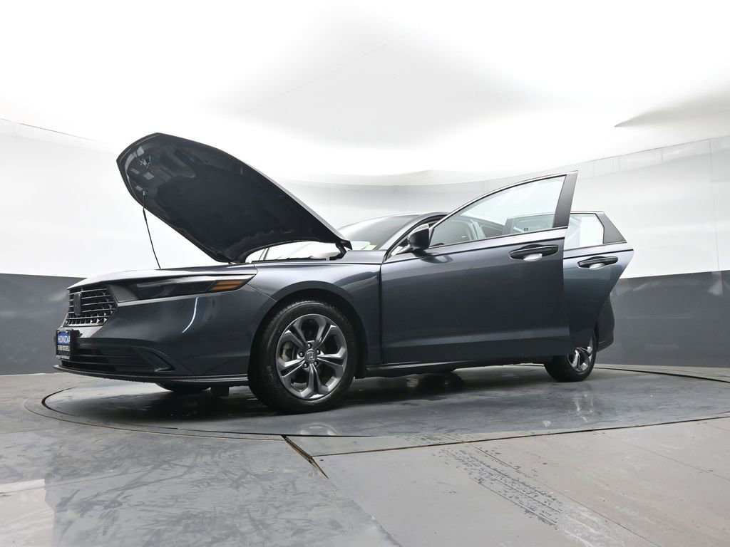 Used 2023 Honda Accord EX image 42