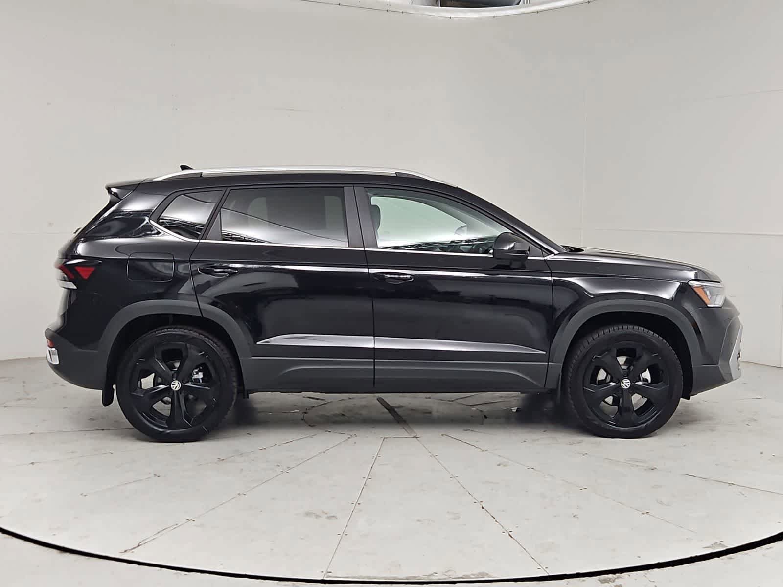 New 2026 Volkswagen Taos SEL AWD/4WD image 7
