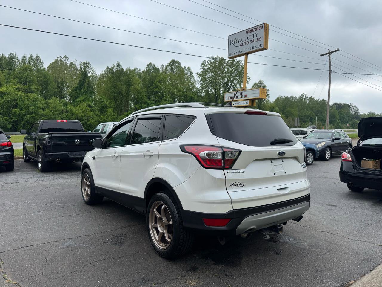 Used 2018 Ford Escape Titanium AWD/4WD image 7
