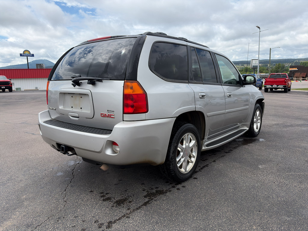 Used 2008 GMC Envoy Denali w/ Sun And 6-Disc Cd Package AWD/4WD image 3