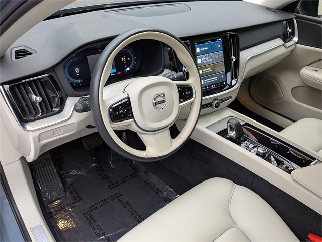 Certified 2023 Volvo S60 B5 Plus w/ Climate Package image 9