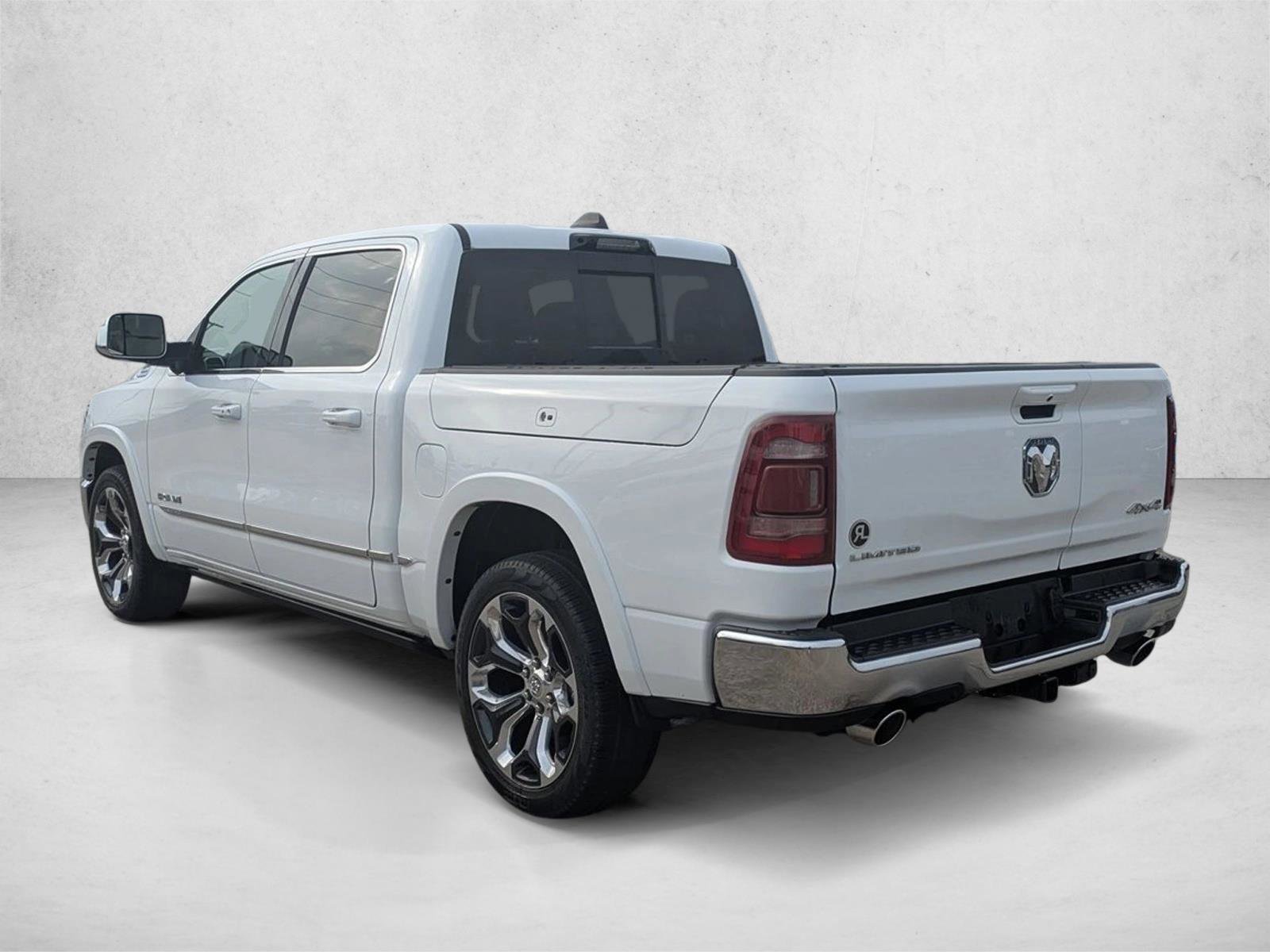Used 2024 RAM 1500 Limited AWD/4WD image 7