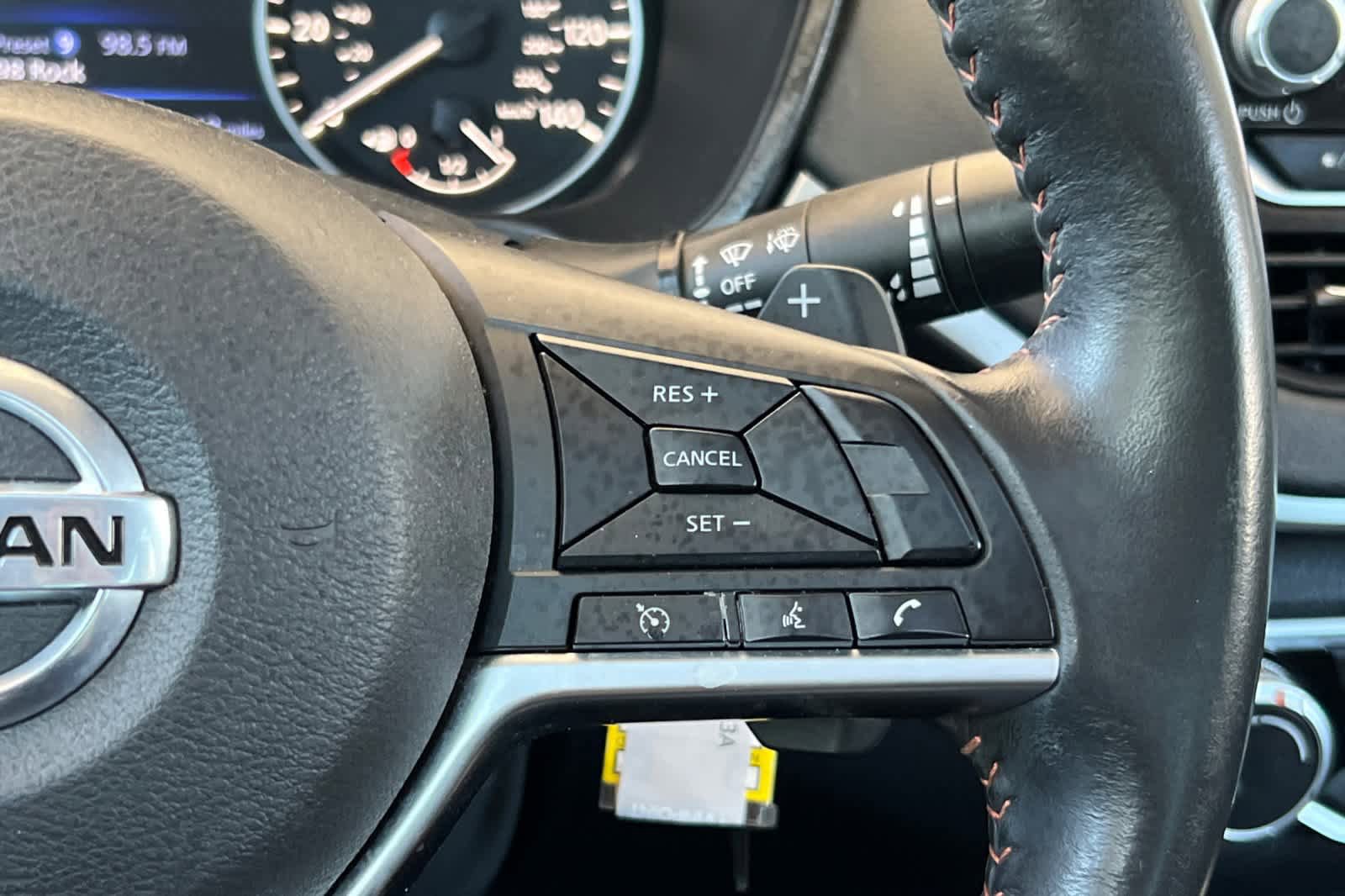 Used 2022 Nissan Altima 2.5 SR w/ Midnight Edition Package FWD image 25