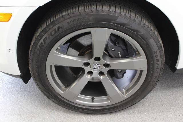 Used 2023 Porsche Macan Turbo AWD/4WD image 7