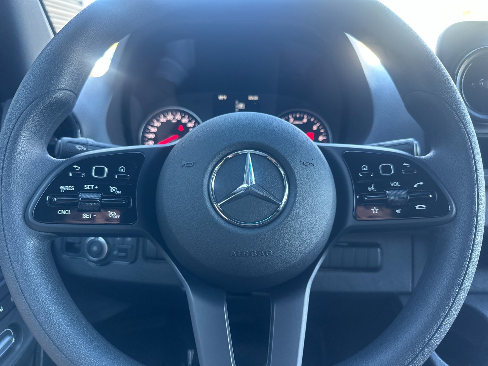 Used 2023 Mercedes-Benz Sprinter 2500 image 22