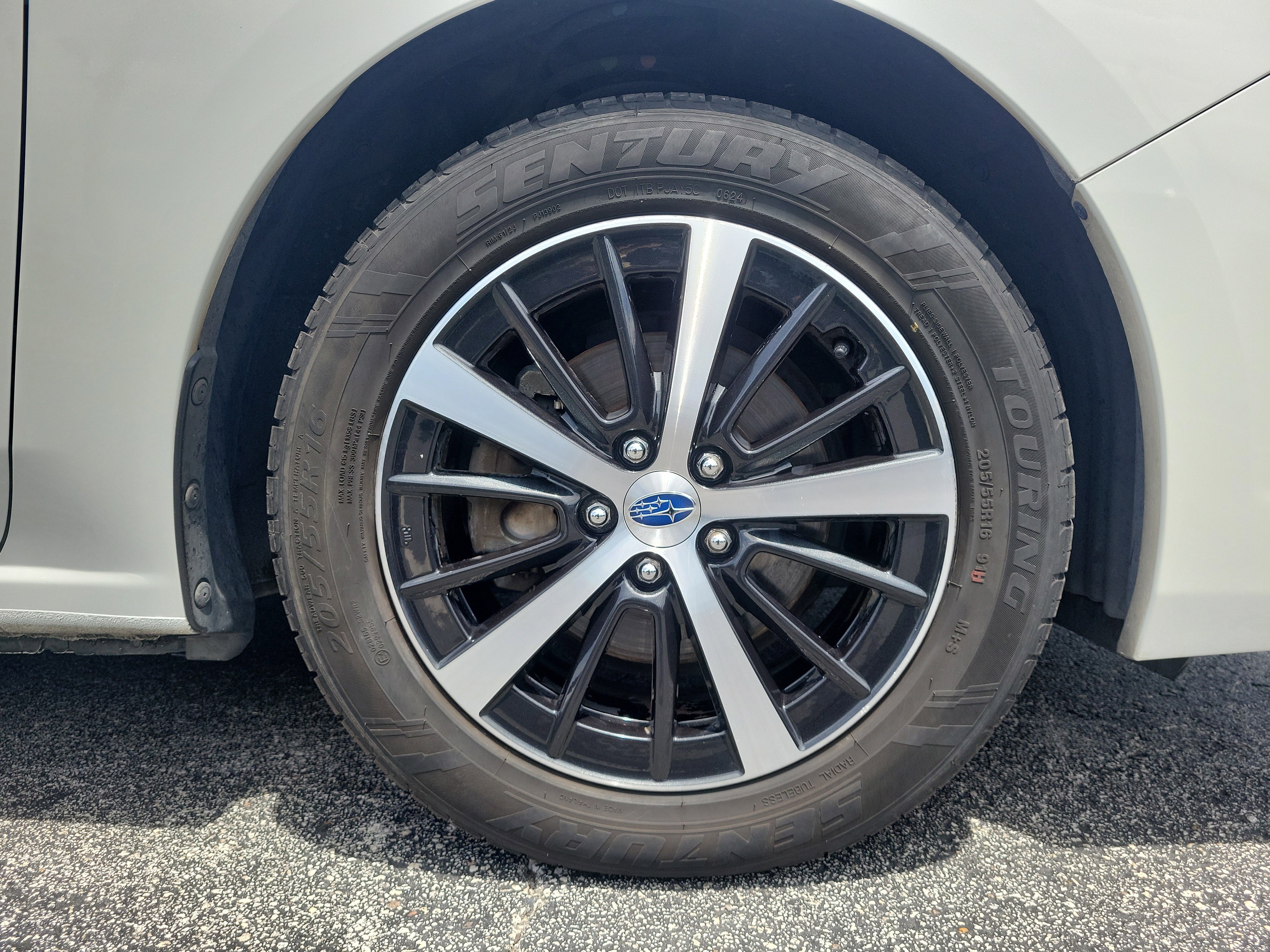 Used 2023 Subaru Impreza Premium image 9