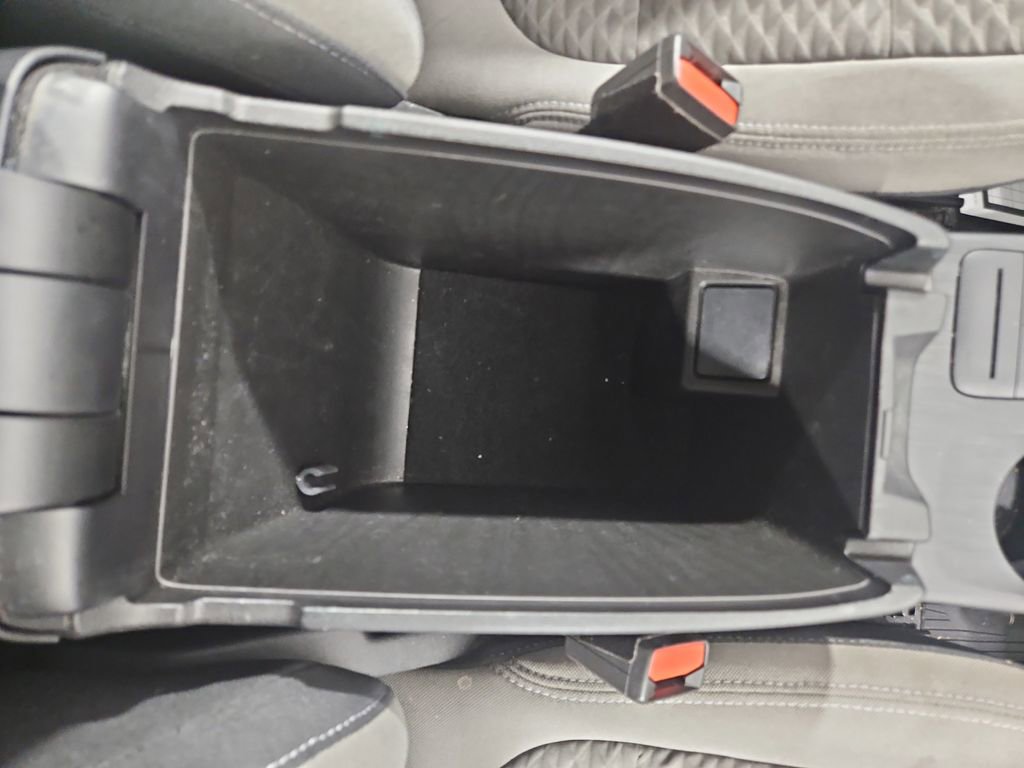 Used 2020 Ford Escape SE Sport image 25