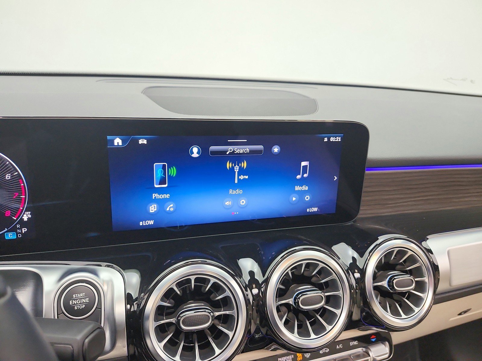 Certified 2025 Mercedes-Benz GLB 250 GLB 250 SUV image 15