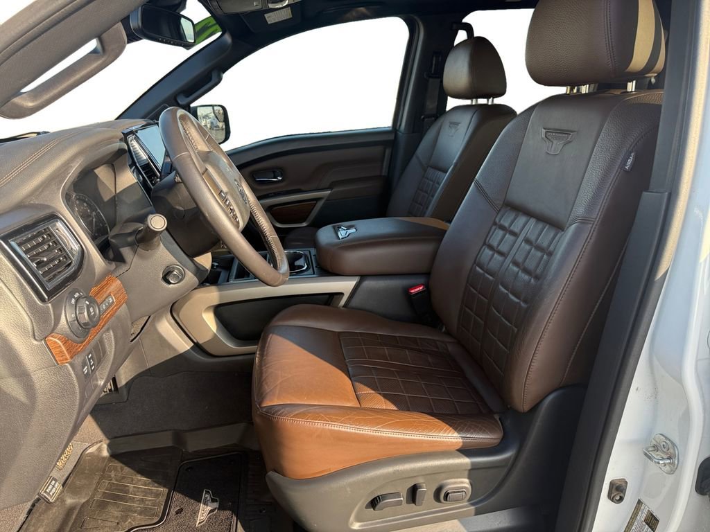 Used 2022 Nissan Titan Platinum Reserve w/ Moonroof Package image 10