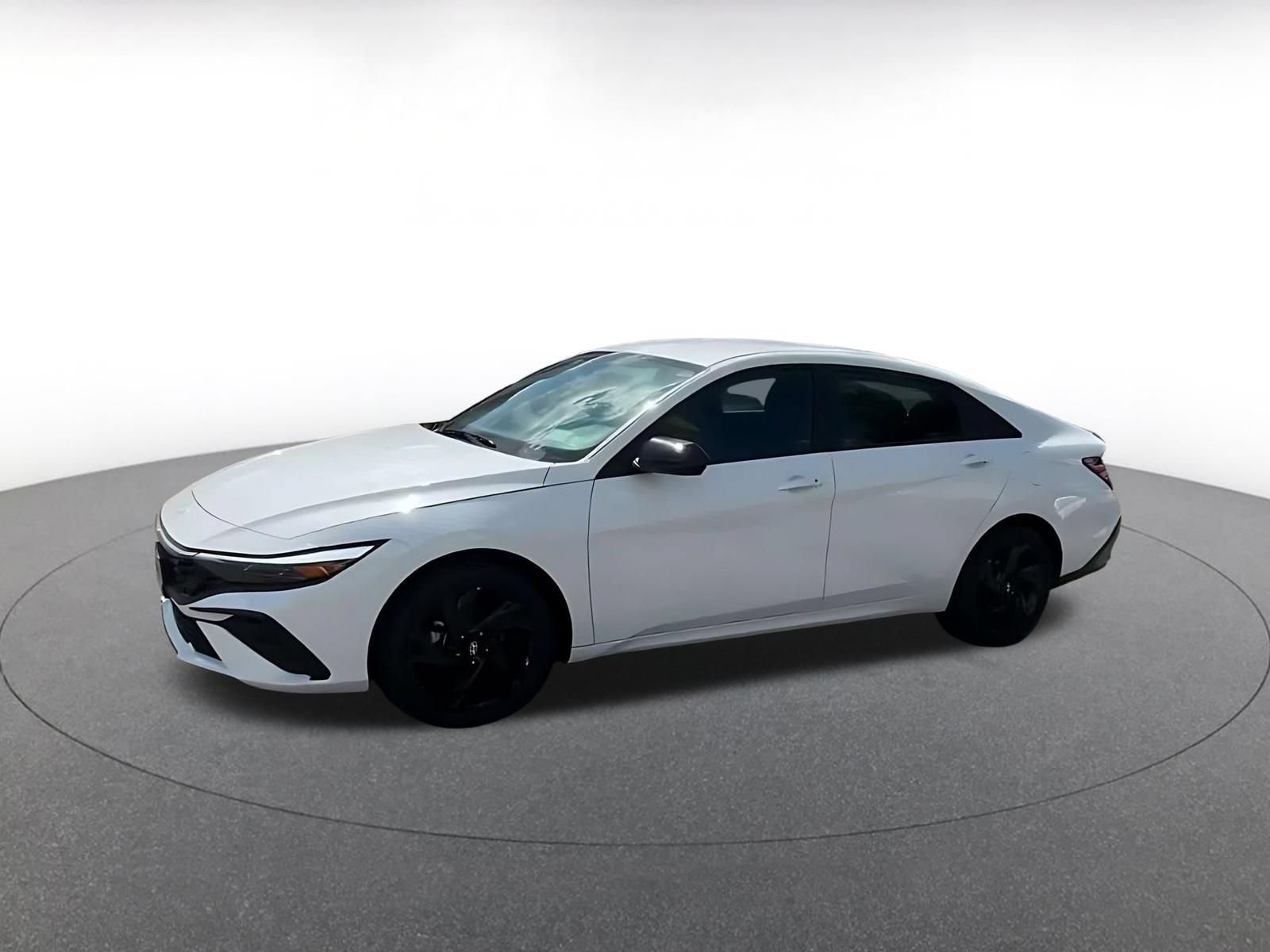 Used 2026 Hyundai Elantra Sport FWD image 10