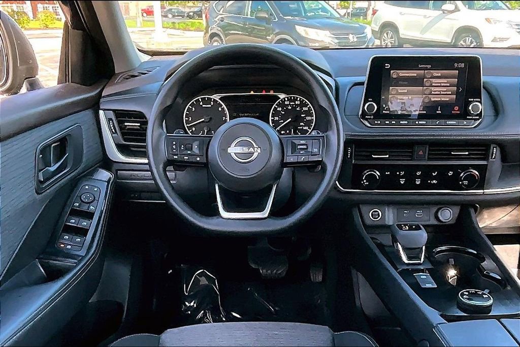 Used 2022 Nissan Rogue S AWD/4WD image 17