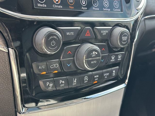 Used 2020 Jeep Grand Cherokee Summit image 38