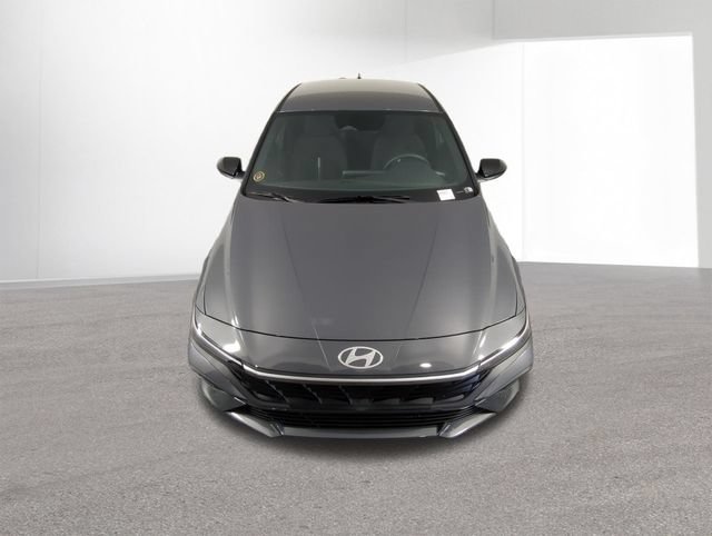 New 2026 Hyundai Elantra Sport FWD image 40