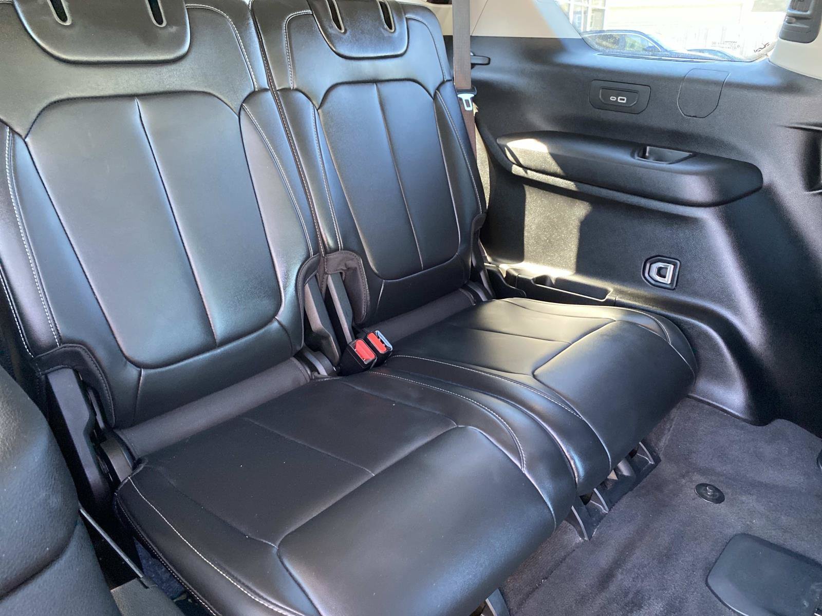 Used 2022 Jeep Grand Cherokee L Limited AWD/4WD image 28