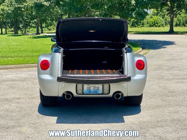 Used 2006 Chevrolet SSR w/ Preferred Equipment Group RWD image 35