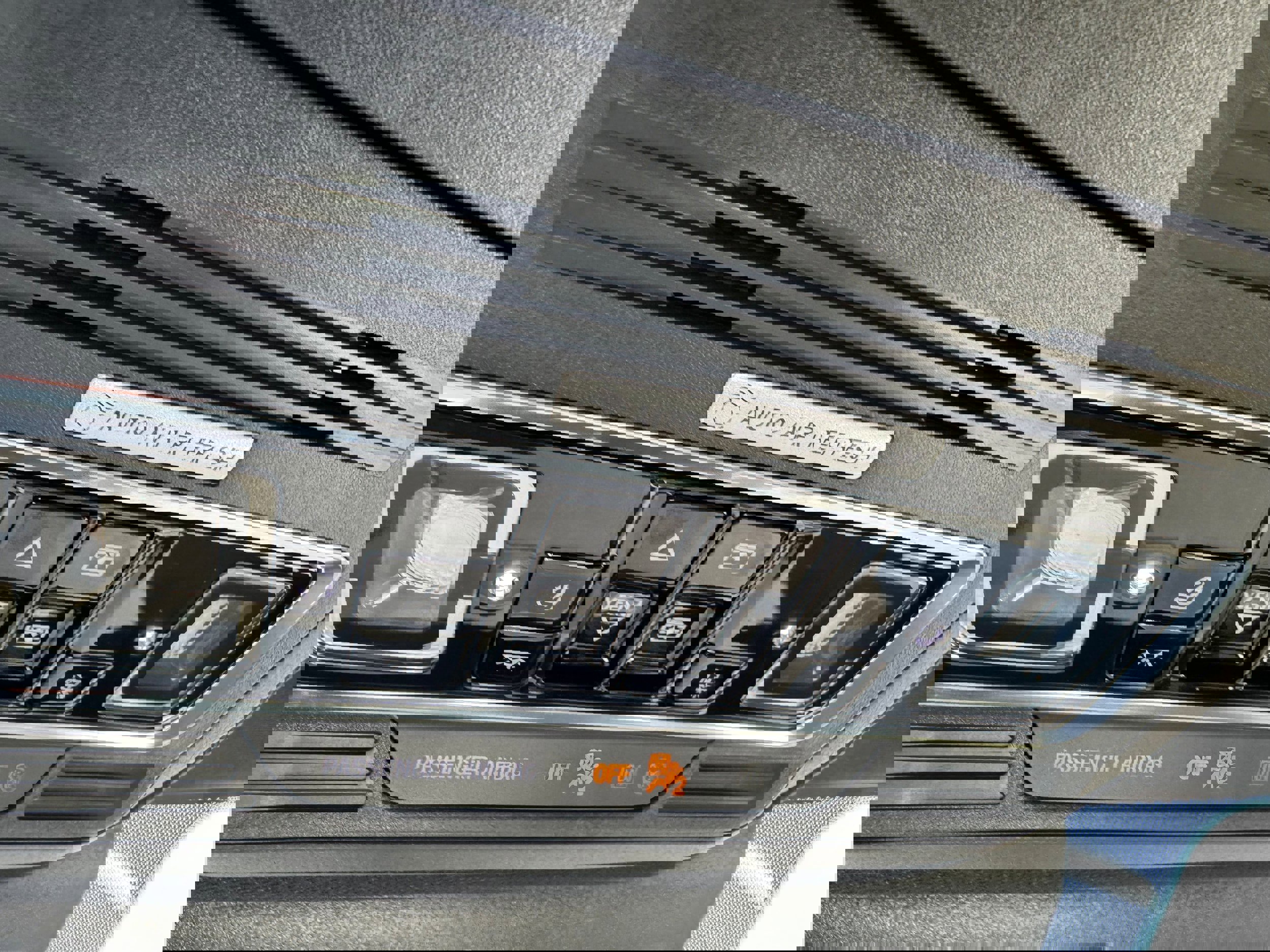 New 2025 Lincoln Navigator L Reserve w/ Jet Appearance Package image 45