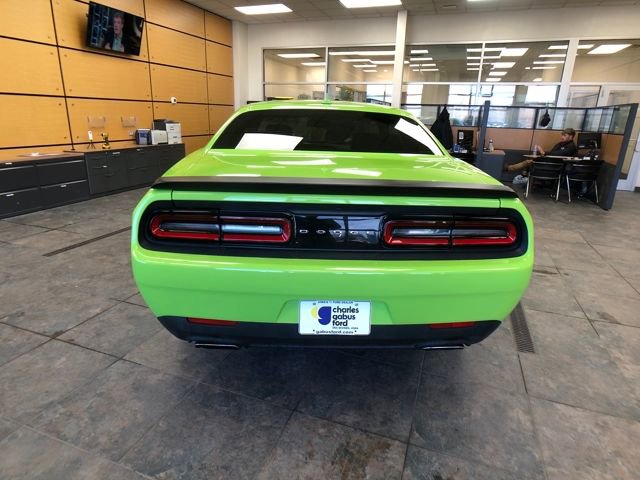 Used 2015 Dodge Challenger R/T w/ Quick Order Package 22B R/T image 6