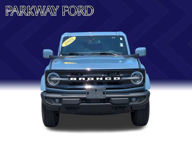 Used 2025 Ford Bronco Outer Banks AWD/4WD image 8