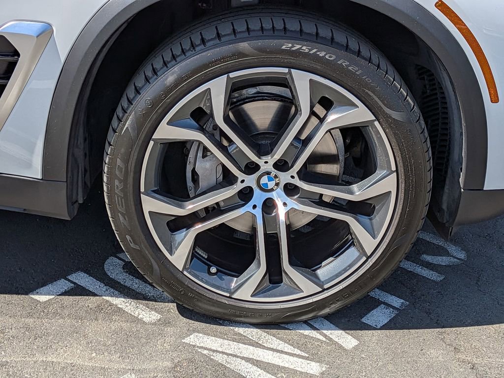 Used 2024 BMW X5 xDrive40i w/ Premium Package image 25