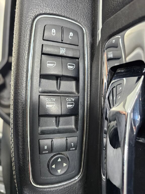 Used 2013 RAM 2500 Laramie w/ Cold Weather Group AWD/4WD image 25
