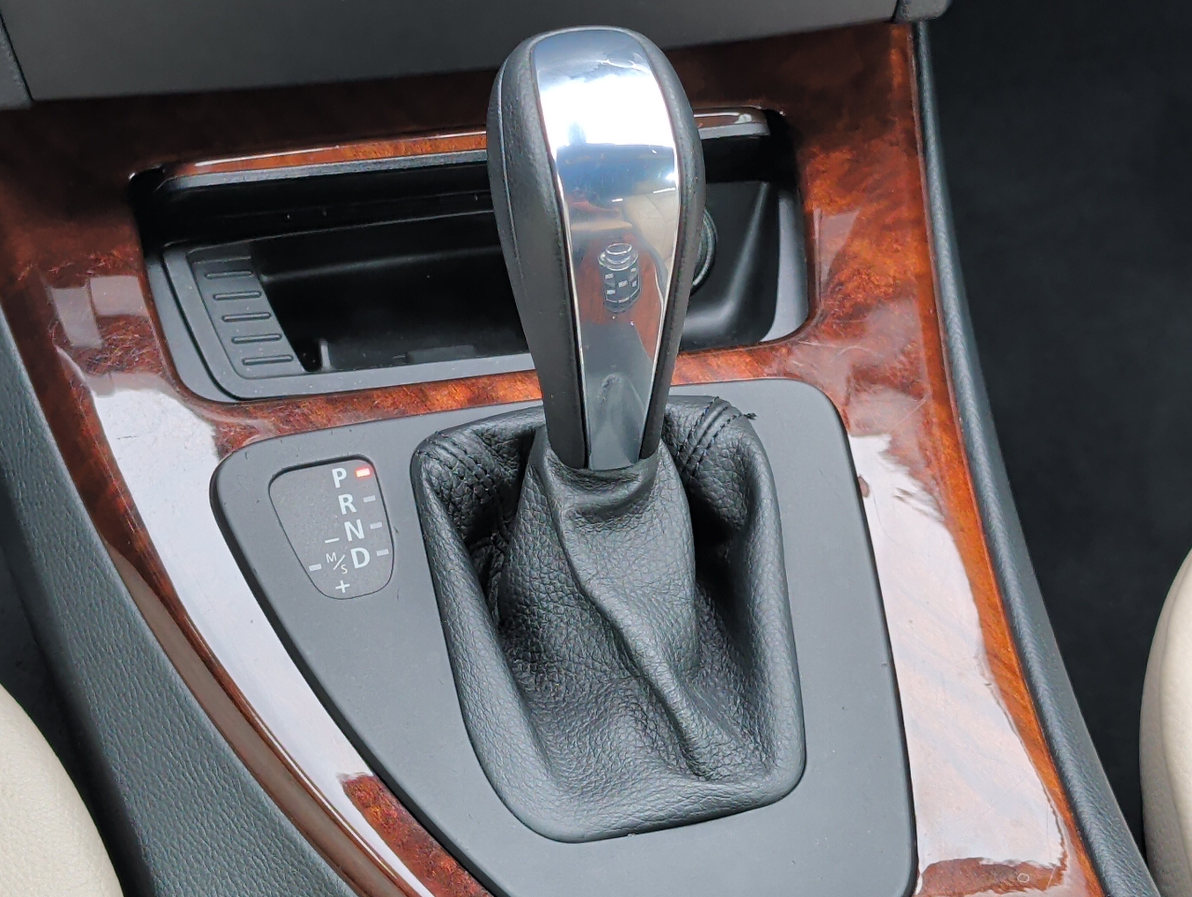 Used 2013 BMW 328i Convertible RWD image 25