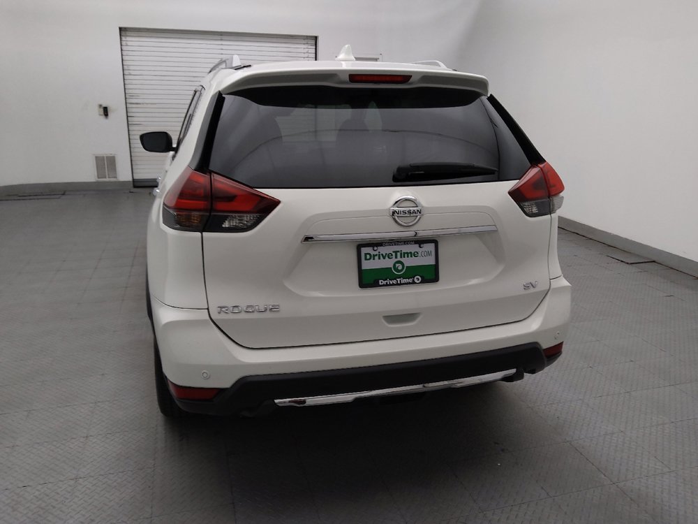 Used 2020 Nissan Rogue SV FWD image 6